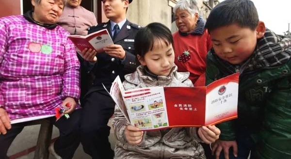 遥寄乡思 守护团圆 | 异乡人