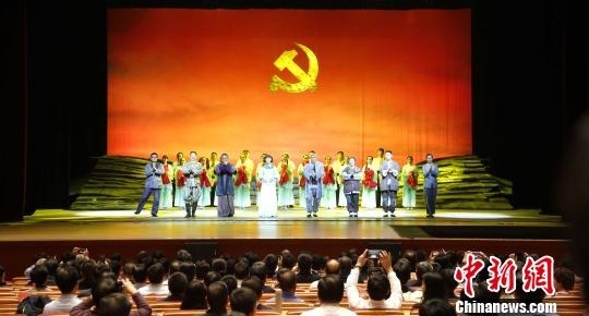 ���͸�����ʷ������硶��ӿ��衷�ڱ�������