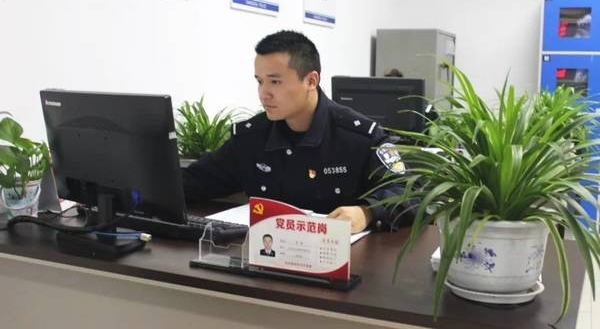 遥寄乡思 守护团圆 | 异乡人