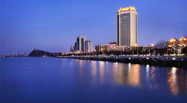 ���յġ���Ŧ���ࡱ���У�������20���ʡ�ᣬ�����Ͼ�������
