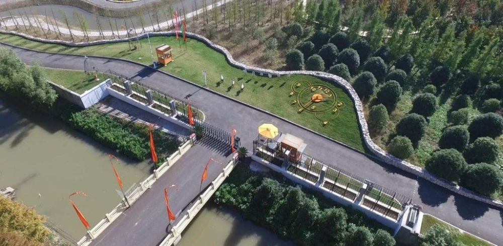 ���̨���˾�Ӫ��200Ķũ�����Ϻ���ί����г���������������Ϊ�������к�ȥ��