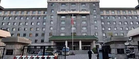 新闻早餐:被害711天后,江歌的母亲宣布将起诉其同学刘鑫