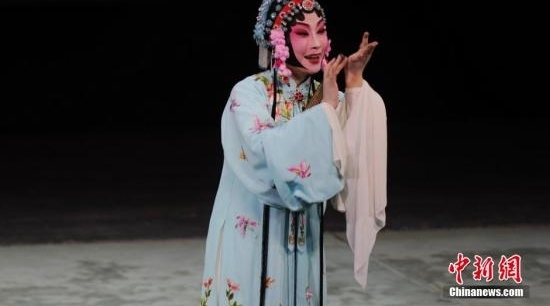 “昆曲群英会”第七届中国昆剧艺术节鸣锣揭幕