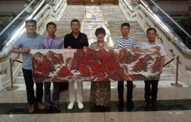 万山红遍,层林尽染|国画名家孙通成用画诠释秋,展现红色之美