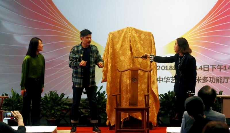 放弃上海户口去苏州,是什么给了他底气?