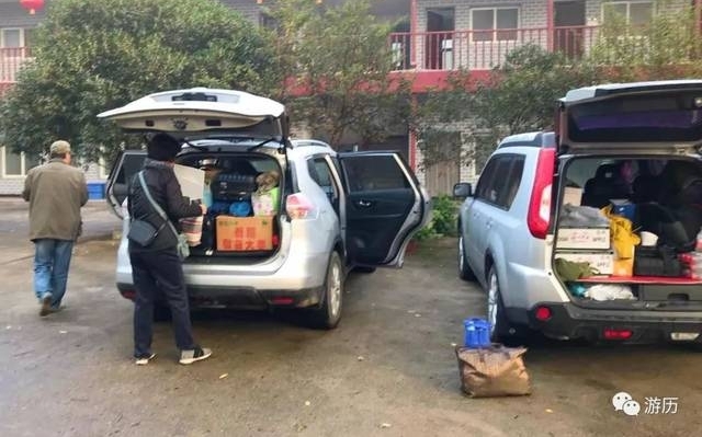 边走边看 | 旅途中的美展