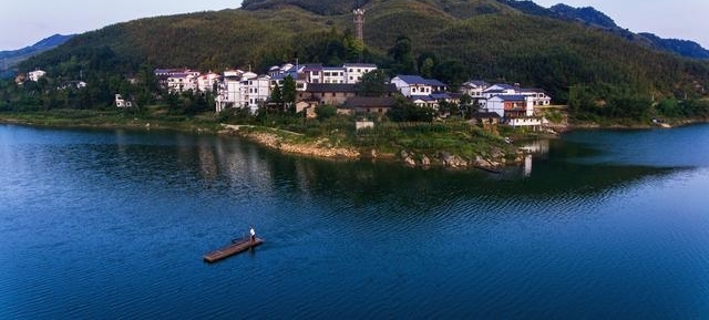 �����ˣ������Ϫ�������׽��徰��Ӱ��10��ھ��󽱣�