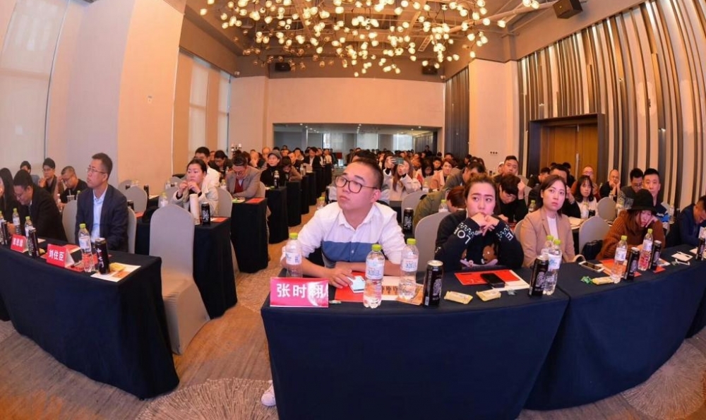 伟大的餐饮从有刀开始 三把刀打造连锁品牌扩张之路