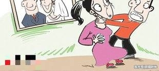 男子打女孩称“叫你背叛我兄弟” 女孩哭喊我错了 网友:太狠了