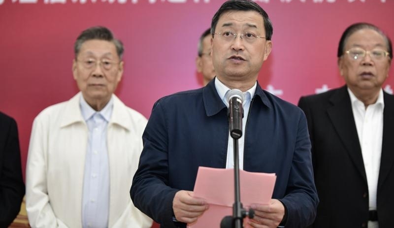 市经信系统离退休干部庆祝改革开放40周年书画摄影作品展开幕