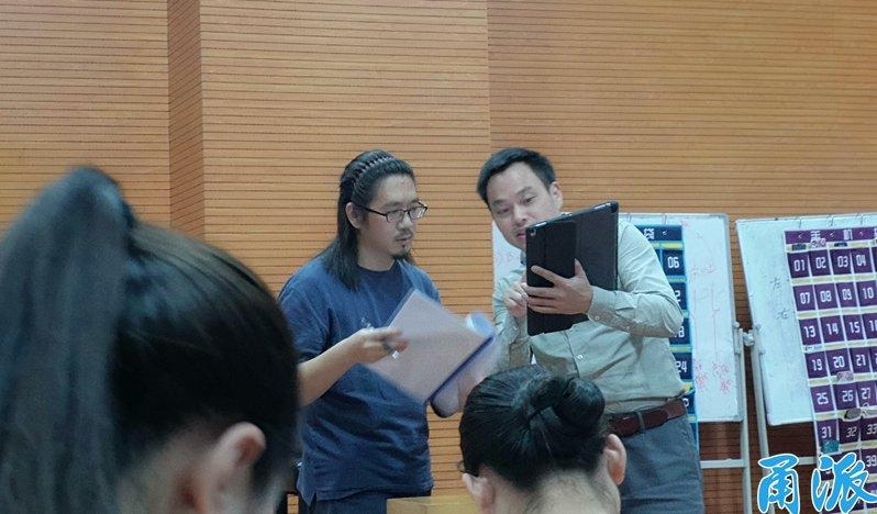 用歌声为祖国庆生,宁波群文人这样度过“特殊假日”