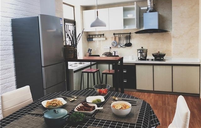 ǣʺϱϵĳУѵֵͣһȥ