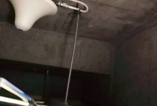 �·����������� ����һ�����¥����װ���ⶫ��