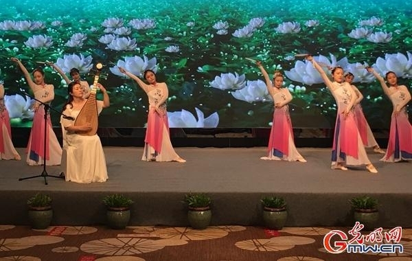 ����ʦ�Ի���������ɹ�չ���軰�������˾���