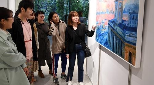 中外油画名家120余幅油画讲述武汉故事