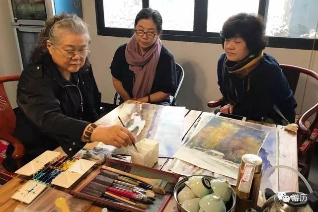 边走边看 | 旅途中的美展