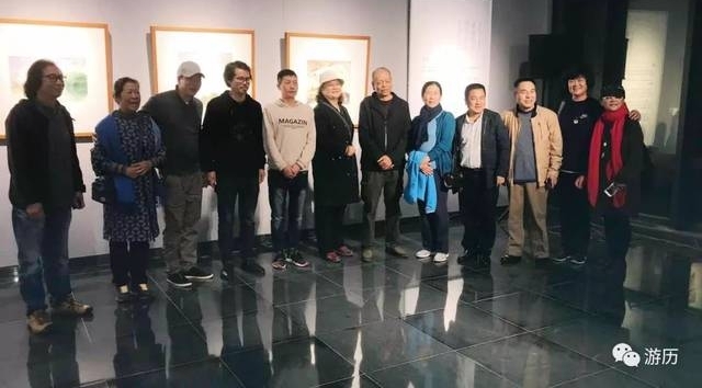 边走边看 | 旅途中的美展