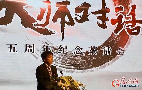����ʦ�Ի���������ɹ�չ���軰�������˾���