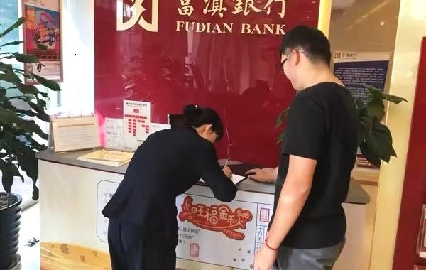 裺ṩϢΪƭȺڰпΥ