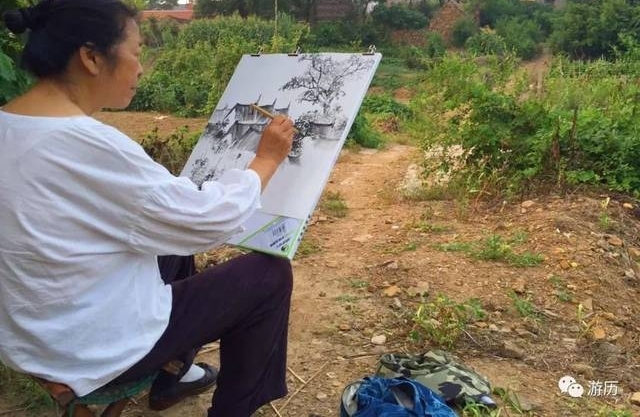 边走边看 | 旅途中的美展