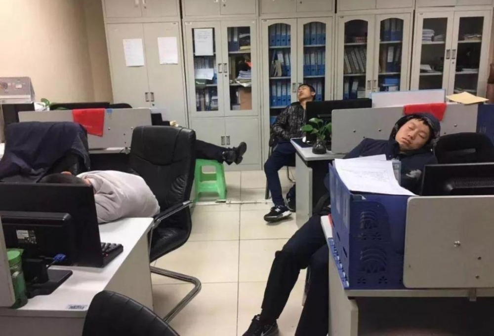 ΪʲôԽ��Խ��Ĵ�˾ϲ���ӹ���������