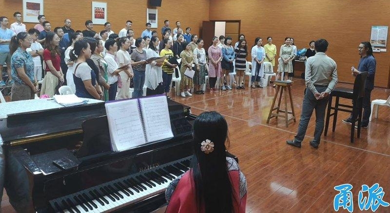 用歌声为祖国庆生,宁波群文人这样度过“特殊假日”