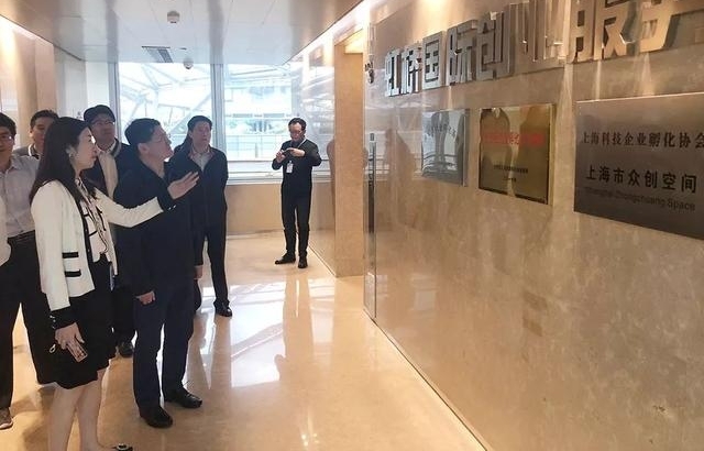 ��������ί��֯���������硢���Ȱ��쵼һ�вι۵���K-TECH���Ź��ʴ�ҵ��������