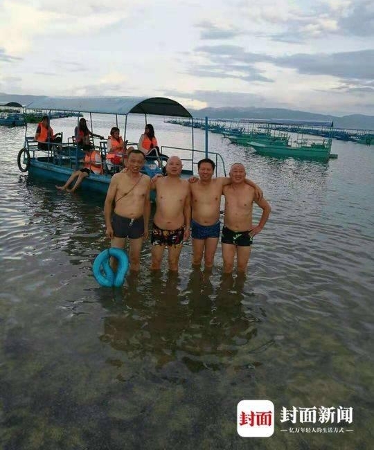 �����ڵ�������ף��ʽ �Ͷ�Ӿ�����ѳ��γ����پ۲�