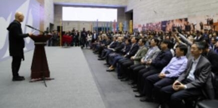 �ھŽ�ȫ���鼮�������չ���쿪Ļ��������������������