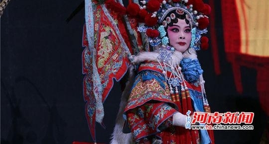 戏韵国庆:河南小皇后豫剧团折子戏专场开唱