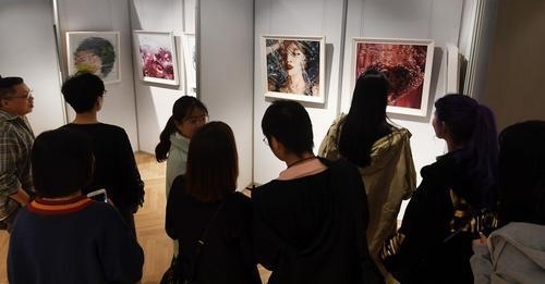中外油画名家120余幅油画讲述武汉故事