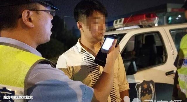 昆山俩兄弟酒驾后“团圆”,同一路口被交警查获