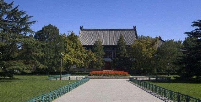 考研热度“最高”的4所大学,报考人数2万以上!敢报的都是勇士