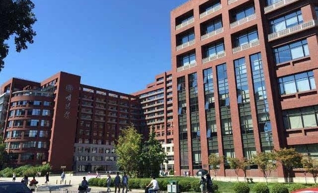 考研热度“最高”的4所大学,报考人数2万以上!敢报的都是勇士