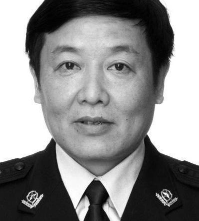 上海“神笔警探”离世,曾凭目击者口述画出嫌疑人长相破案逾千起:画人重在画心