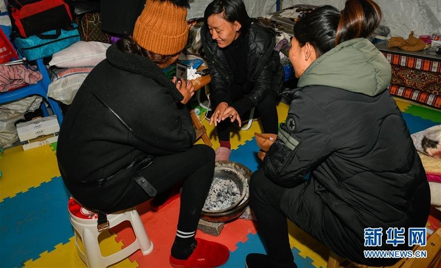 生活物资供应充足 群众安全有保障——西藏金沙江堰塞湖安置点见闻