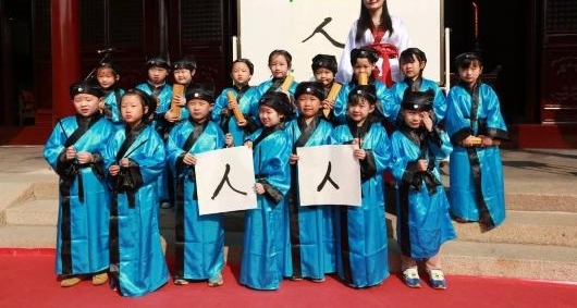 ��21������Ļ������� ����＂�ײ�＂�Ѿ������