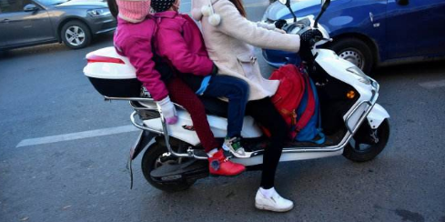 �����Ӧ���ҳ��ó���綯���ۺ��ӵ��·֡���Ȱ��Ϊ��