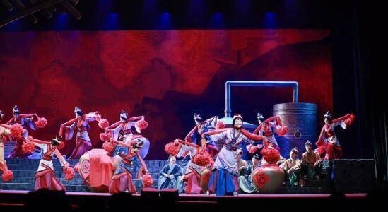 ����ſ������˸������ף�����ԭ�����־硶��Ů׿�ľ���������