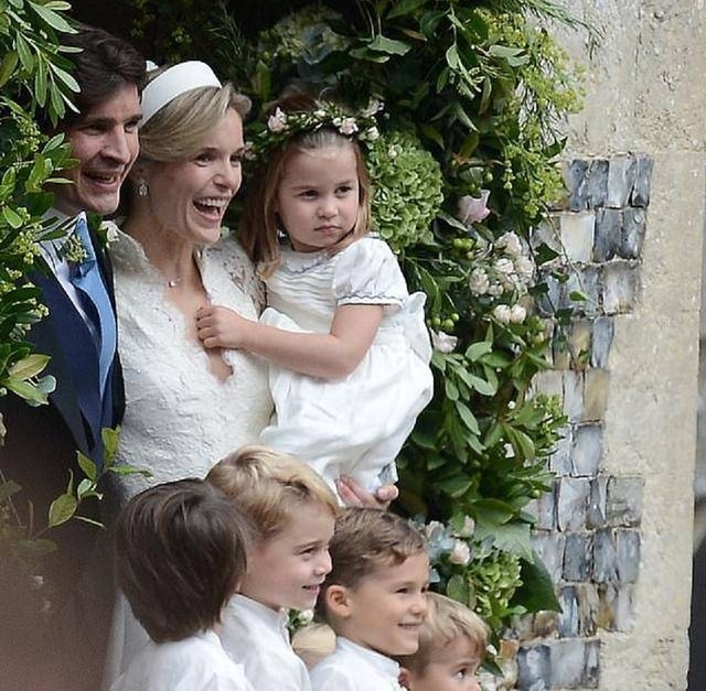 ���κ�������Ϊ���������Ĺ��۵���ͯ������������ӵı仯���