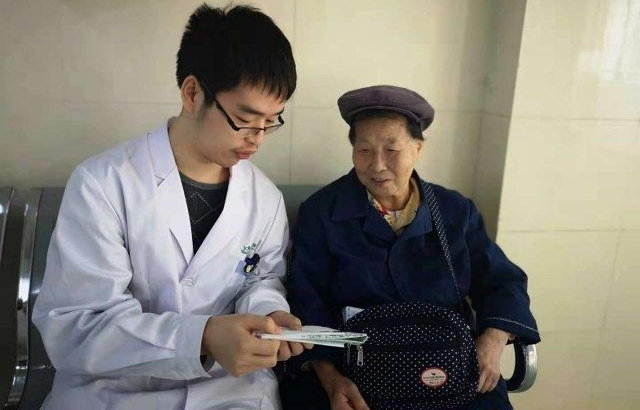 ҪΪӵޣҽʱȫ㻤85 ¹Ϊ 21 ʵϰлʿ