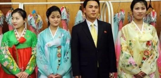 朝鲜为什么要给中国代表团演出《白毛女》?