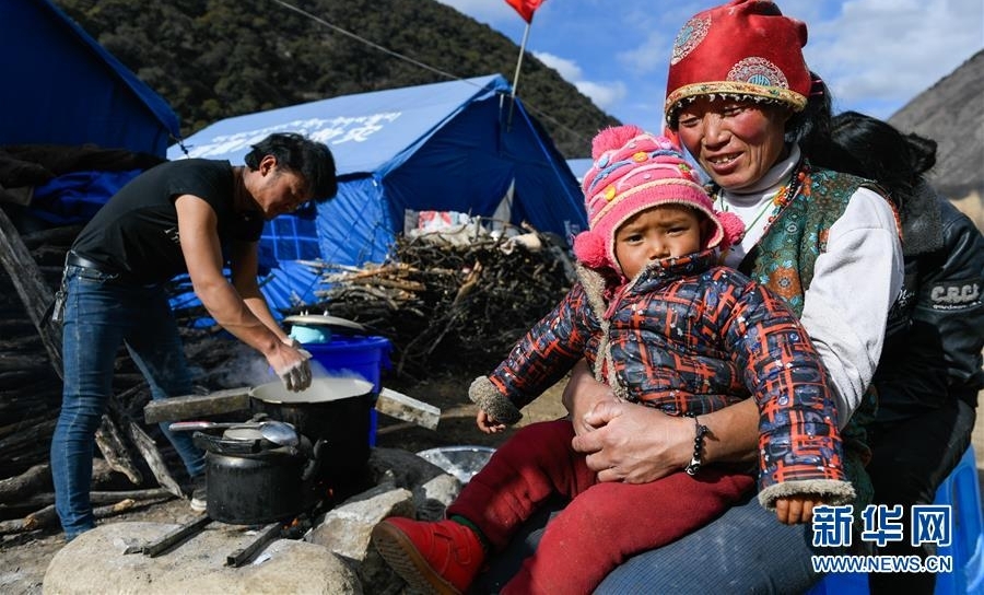 生活物资供应充足 群众安全有保障——西藏金沙江堰塞湖安置点见闻
