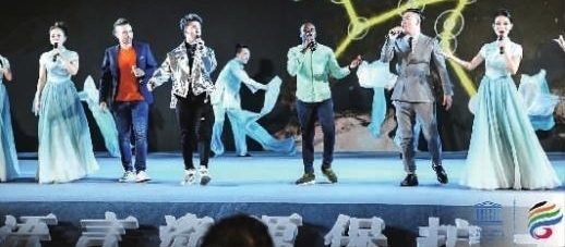 ��ͬ������ʵ�ֶ����Ժ�г����