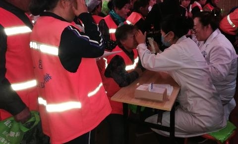 ����ξ����ˣ��� ��ʮ�֡������С��߽���������