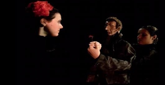 ��21������Ļ������� ����＂�ײ�＂�Ѿ������