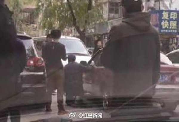 һб±Ƶĸ¹򣬾ھ񼲲˾