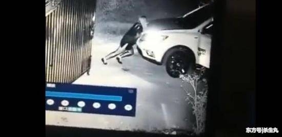 �뺷Ů˾��������ɲ�ﳵ ��������ʿӲ�Ƕ���ԭλ