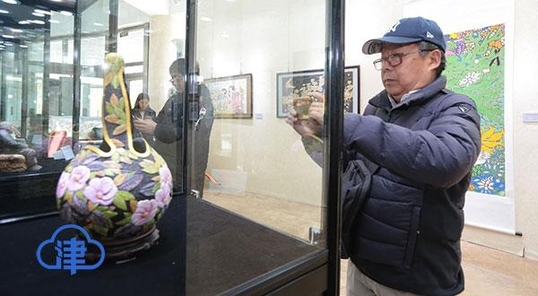 “放歌新时代”天津文艺界创作成果精品展在北京开幕