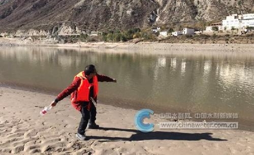 长江委水文局强化白格堰塞湖水文应急工作